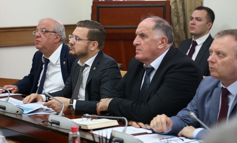 Правительство Дагестана определило перспективные направления в сфере кооперации заводов с госкорпорациями и холдингами