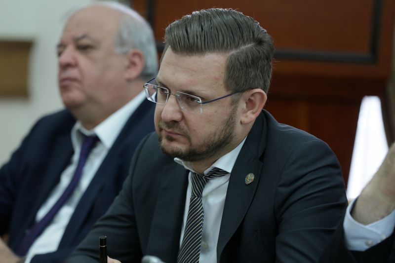 Под руководством Артёма Здунова обсуждены меры по совершенствованию работы службы крови в республике