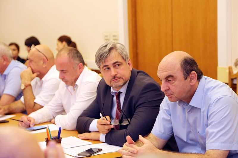 Владимир Иванов: «Наша обязанность – работать на людей»