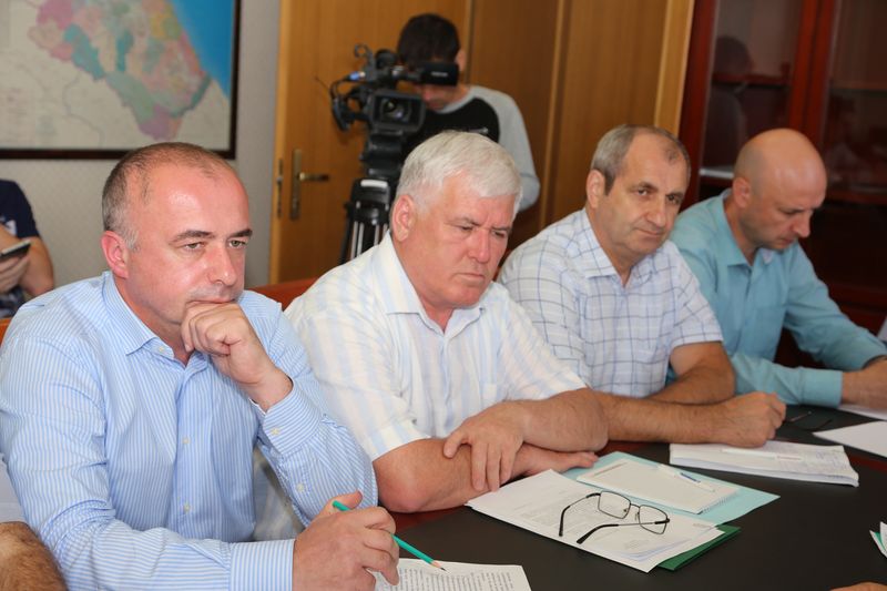 В Правительстве Дагестана обсудили принимаемые меры по обращению с биологическими отходами в республике