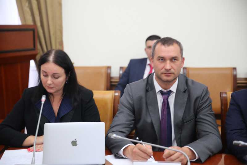 Артём Здунов: «При проведении закупочных процедур, прежде всего, необходимо максимально исключить человеческий фактор»