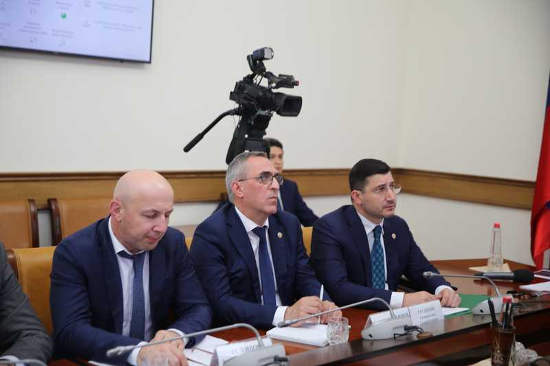 Артём Здунов: «При проведении закупочных процедур, прежде всего, необходимо максимально исключить человеческий фактор»