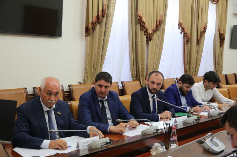 Обсужден ход реализации в Дагестане нацпроекта по поддержке МСП