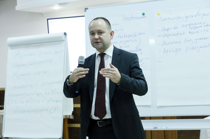 Артём Здунов: «Наше искусство управления - в условиях ограниченных финансовых ресурсов добиваться максимального эффекта»