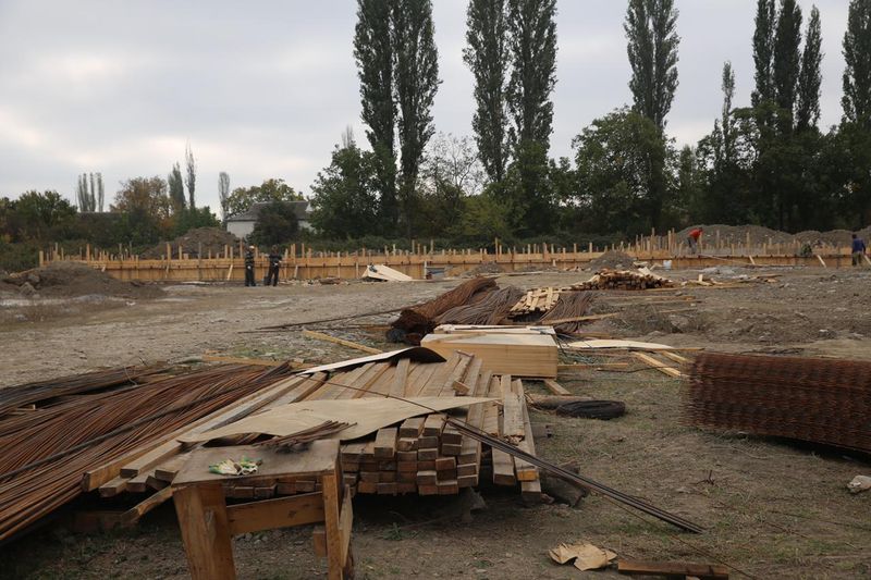 В Магарамкентском районе Артём Здунов осмотрел строящиеся социальные объекты