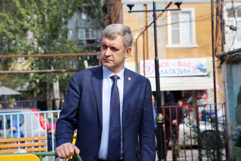 Владимир Иванов  с выездом на место ознакомился с ходом  реализации проекта «Формирование комфортной городской среды»