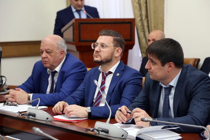 В Правительстве Дагестана обсужден республиканский бюджет Дагестана на 2020 год и плановый период 2021 и 2022 годов