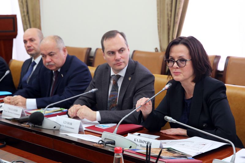 Меры поддержки народных художественных промыслов Дагестана обсудили в Правительстве региона