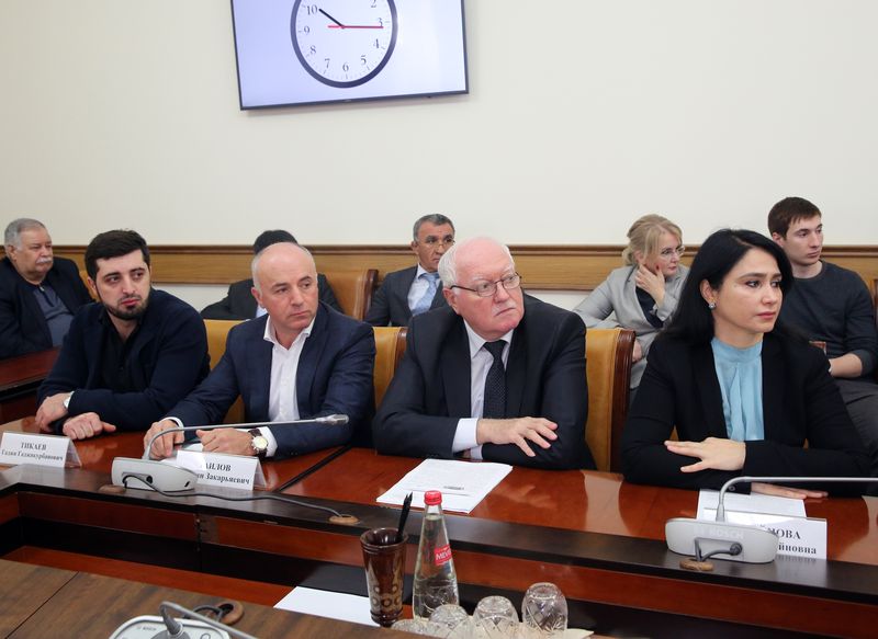 Меры поддержки народных художественных промыслов Дагестана обсудили в Правительстве региона