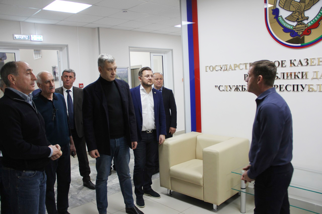 Руководство республики посетило Ситуационный центр РД