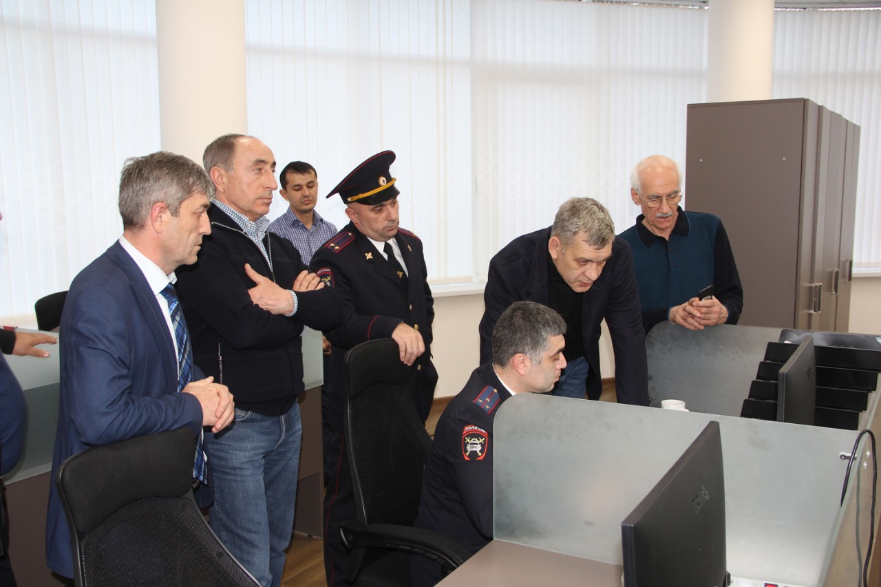 Руководство республики посетило Ситуационный центр РД
