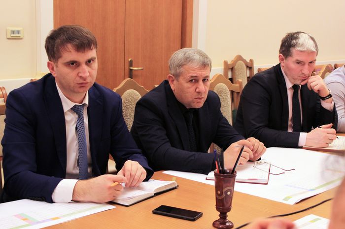 Под руководством Екатерины Толстиковой обсуждены вопросы эффективного использования земель республиканской собственности