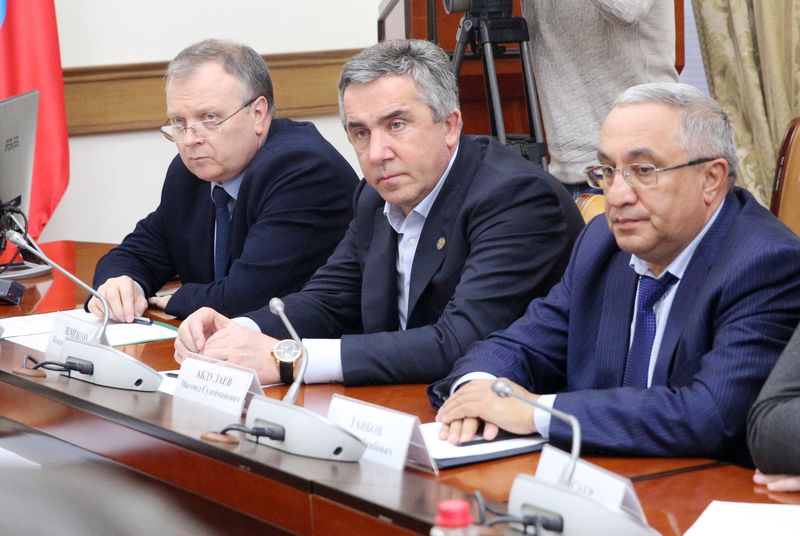 Меры господдержки предприятий обувной отрасли обсудили в Правительстве Дагестана