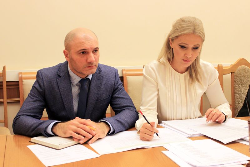 Екатерина Толстикова провела  встречу с должниками арендной платы за имущество в республиканский бюджет