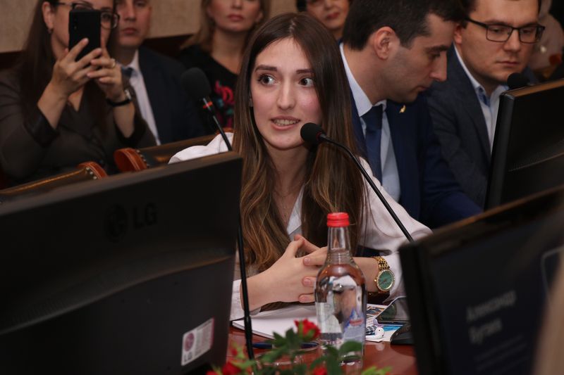 Артём Здунов и Александр Бугаев встретились с молодежью Дагестана в рамках проекта «Диалог на равных»