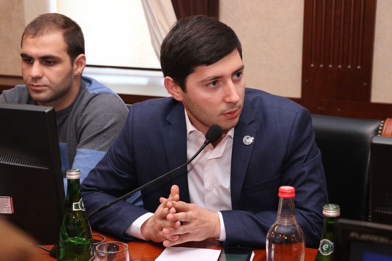 Артём Здунов и Александр Бугаев встретились с молодежью Дагестана в рамках проекта «Диалог на равных»