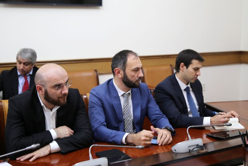 Артём Здунов провел встречу с представителями бизнес-сообщества
