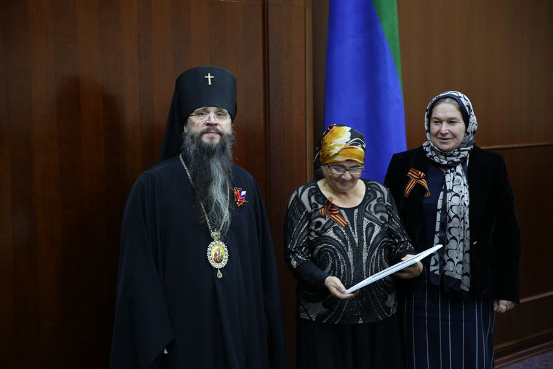Уммупазиль Омарова выступила на открытии регионального этапа Рождественских образовательных чтений