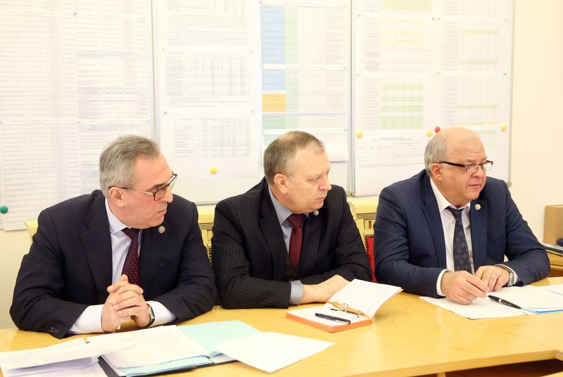 Артём Здунов потребовал от руководителей органов власти обеспечить кизлярцев безопасной питьевой водой