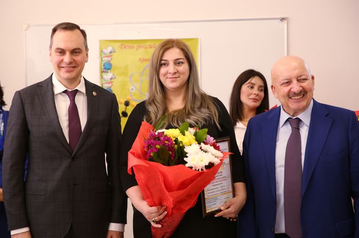 С участием Артёма Здунова обсуждены вопросы вовлечения молодежи в научно-исследовательскую деятельность