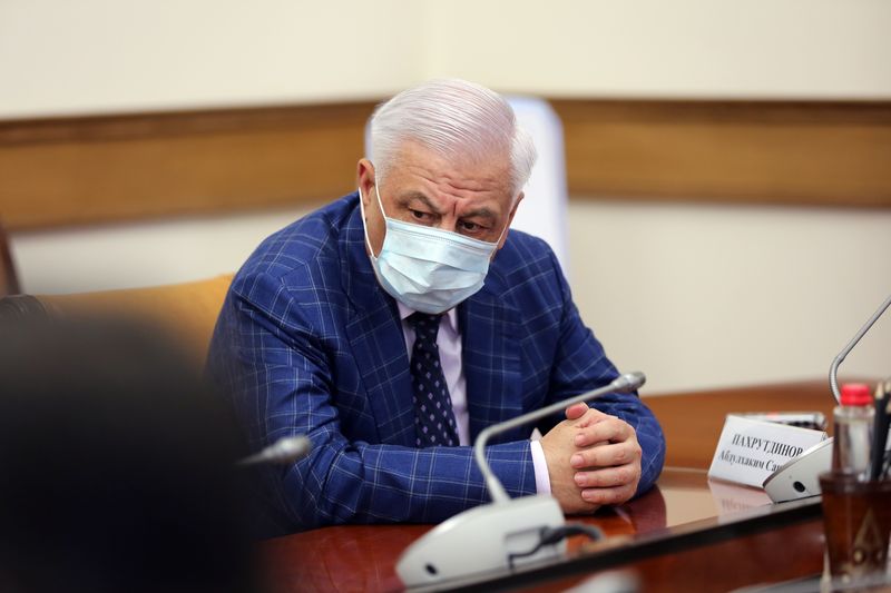 Артём Здунов встретился с представителями непродовольственных рынков