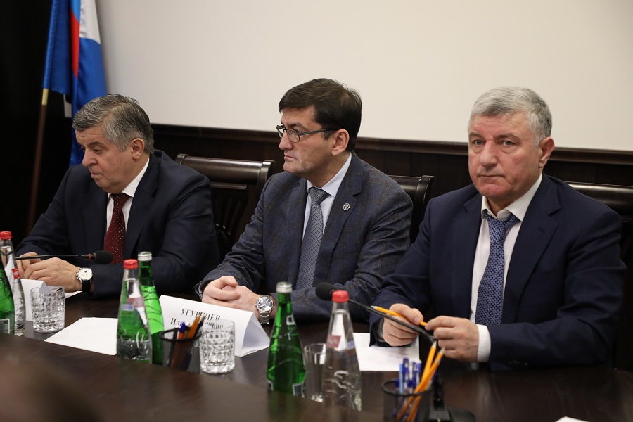 Коллективу Управления Федерального казначейства по Дагестану представили нового руководителя