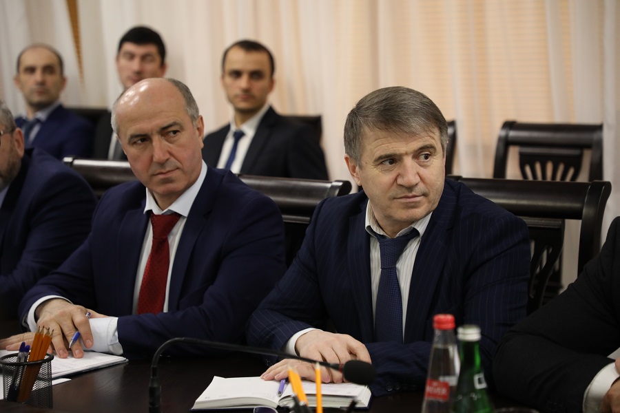 Коллективу Управления Федерального казначейства по Дагестану представили нового руководителя