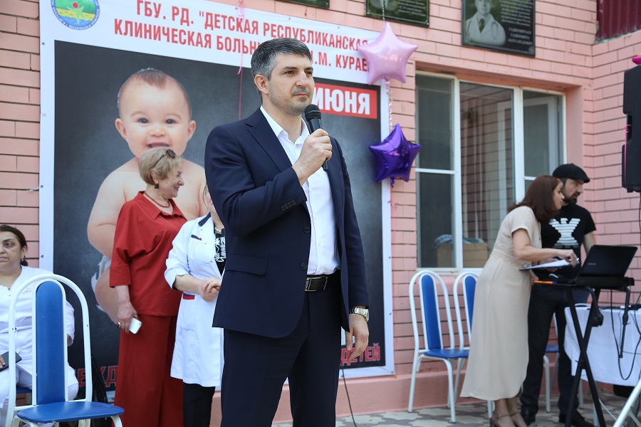 В Детской клинической больнице отпраздновали День защиты детей