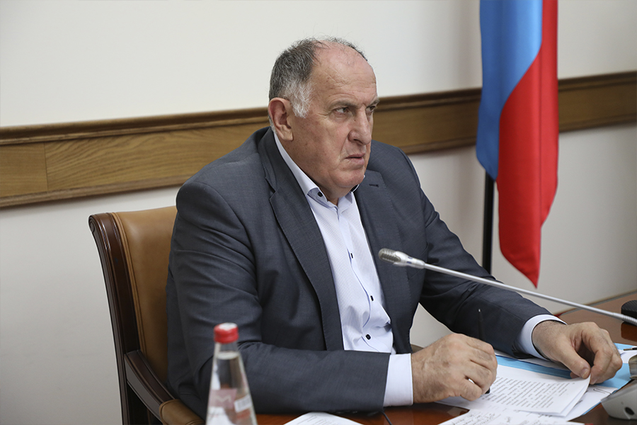 Проблемы развития Буйнакска обсудили на совещании в Правительстве Дагестана