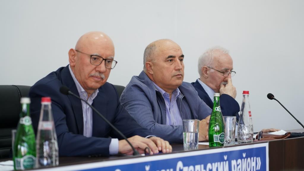 В Сулейман-Стальском районе проводится работа по популяризации аграрных профессий