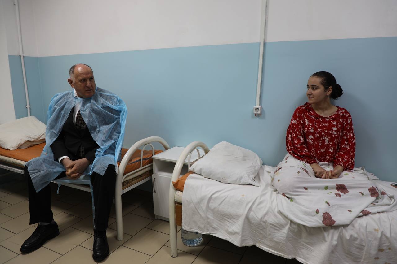 Абдулмуслим Абдулмуслимов подверг критике состояние Хасавюртовской центральной больницы