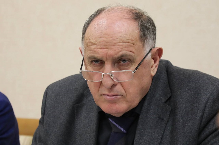 Более 300 сверхнормативных штатных единиц в школах республики выявил Госфинконтроль РД в 2022 году