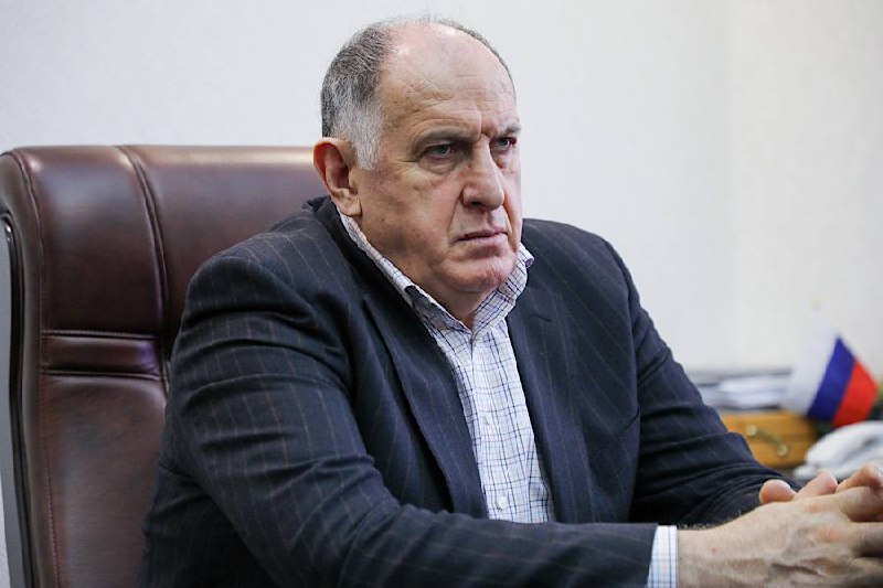 Абдулмуслим Абдулмуслимов представил Магомед-Гаджи Айдиева в качестве начальника Управления Правительства РД по вопросам переселения