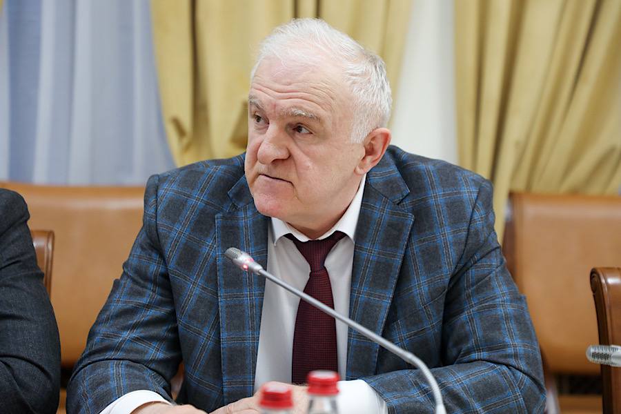 Меры по противодействию правонарушениям в сфере добычи полезных ископаемых обсудили в Правительстве Дагестана
