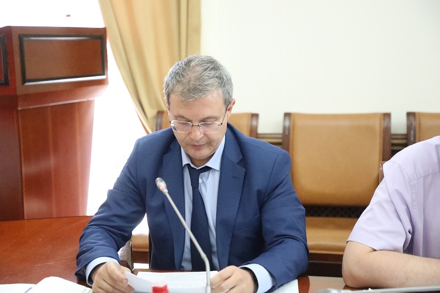 Власти Дагестана окажут помощь жителям, чье имущество пострадало в результате ливневых дождей и града