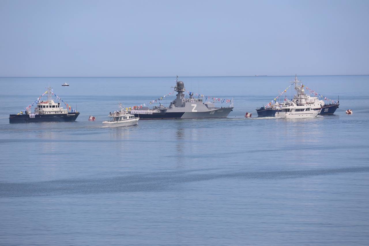 В Дагестане масштабно отпраздновали День Военно-морского флота России