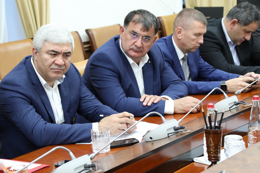 Первые итоги подготовки объектов ЖКХ Дагестана к зиме обсудили на заседании Республиканского штаба