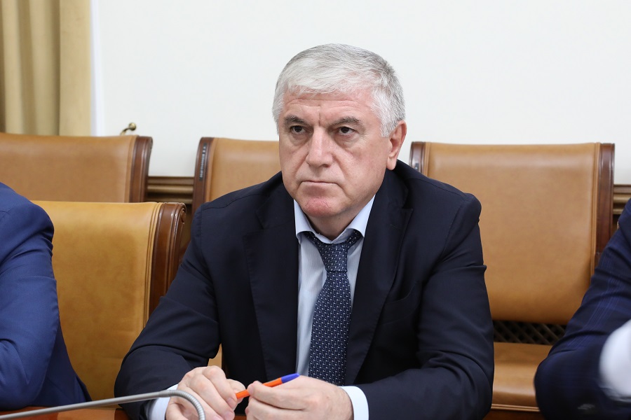 Первые итоги подготовки объектов ЖКХ Дагестана к зиме обсудили на заседании Республиканского штаба