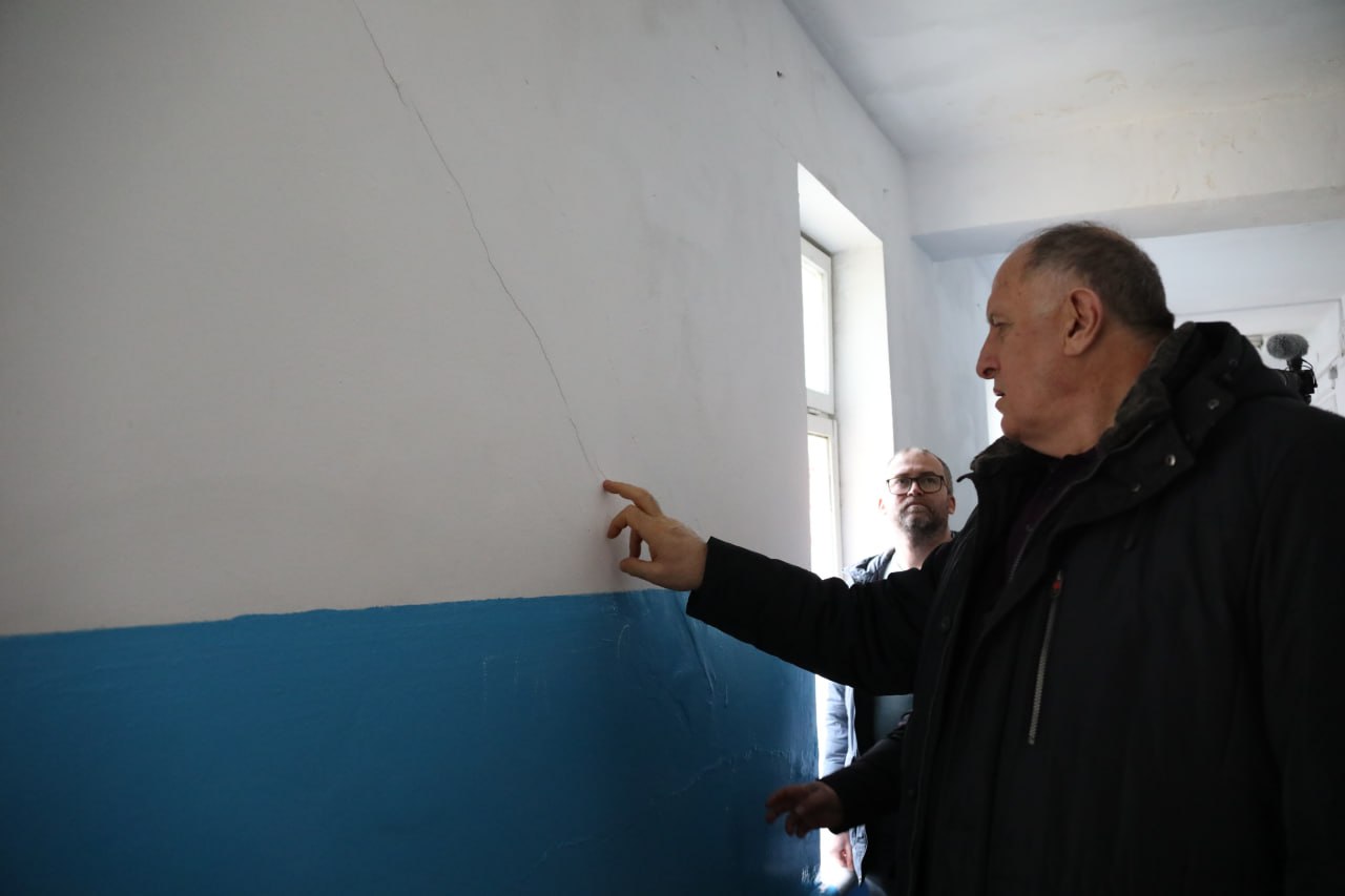 Часть школьников шамилькалинской школы переведут в здание администрации Унцукульского района