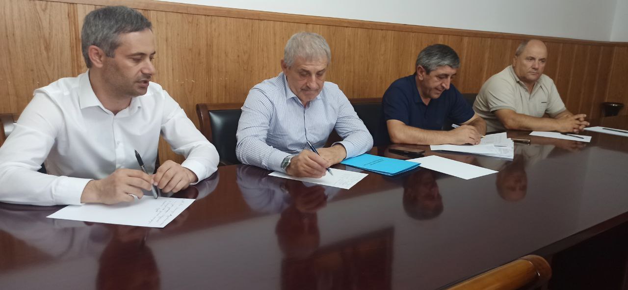 Ризван Газимагомедов провел прием граждан в Ботлихском районе