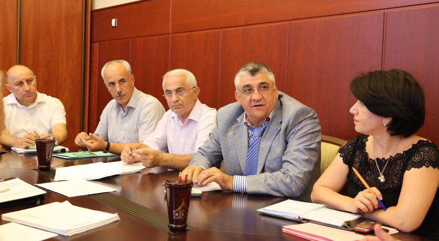 В Правительстве Дагестана приняты меры по развитию спортивной инфраструктуры