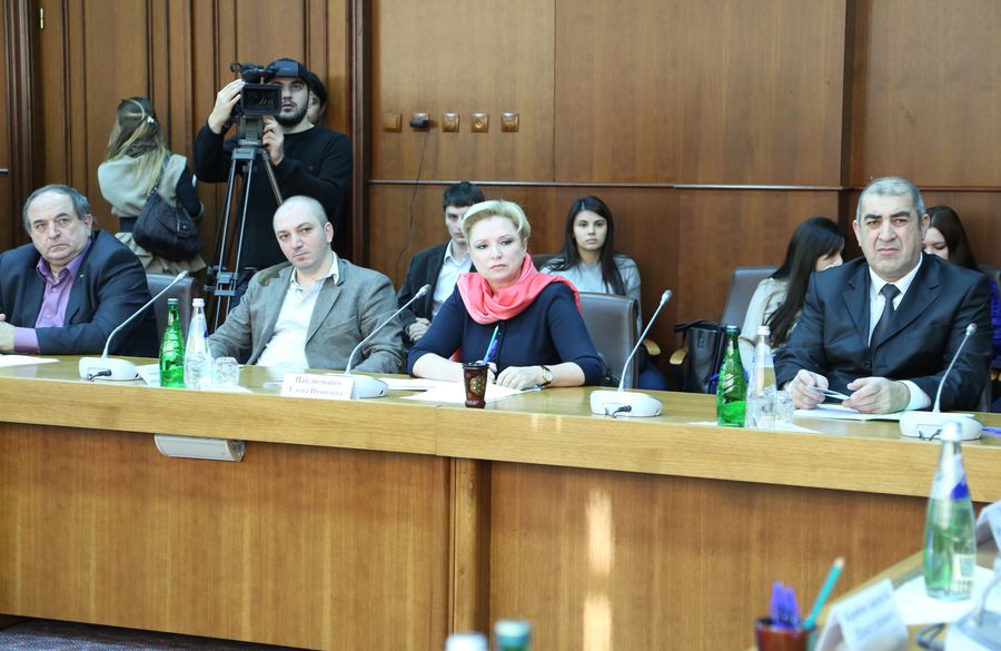 А. Карибов: «Молодежь не раз доказывала, что способна мыслить масштабно»