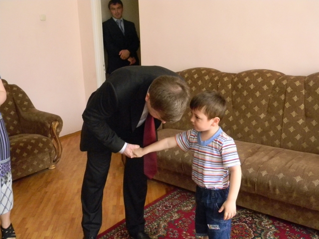 Магомед Абдулаев поздравил воспитанников Социального приюта для детей и подростков