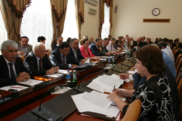 В Правительстве РД обсуждены прогнозы социально-экономического развития республики на 2012 год