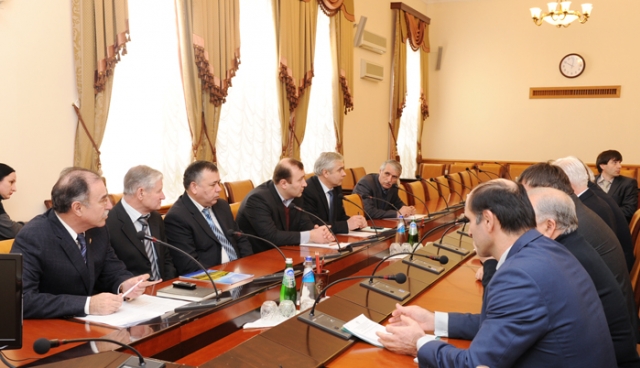 Состоялось заседание противопаводковой комиссии Правительства РД