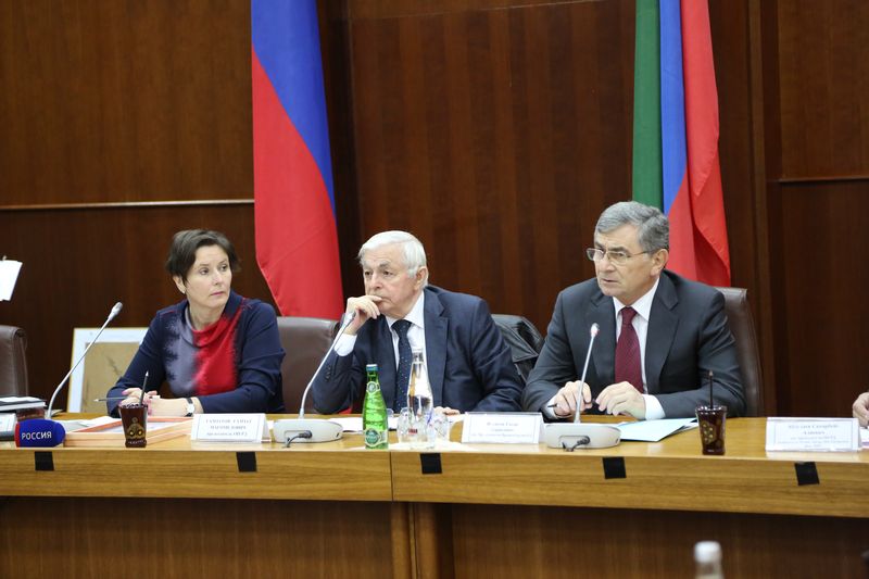 Эксперты в рамках совещания в Махачкале обсудили систему общественного контроля в сфере ЖКХ