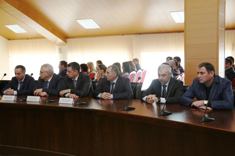 Коллективу Минсельхозпрода Дагестана представлен новый руководитель