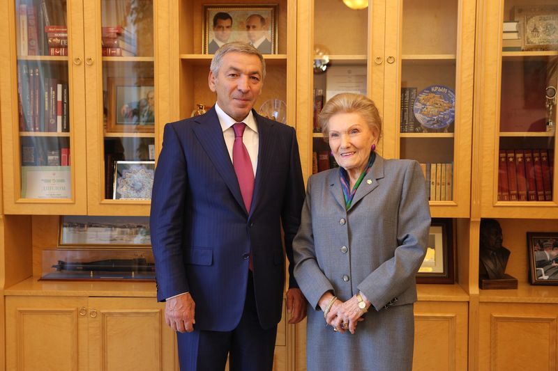 Абдусамад Гамидов встретился с княгиней Ольгой Куликовской-Романовой