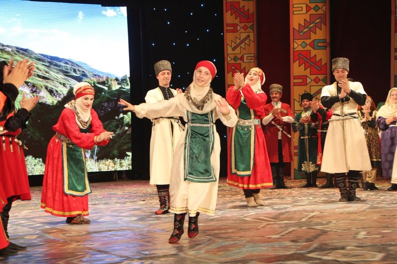 Анатолий Карибов принял участие в открытии фестиваля «Каспий – берега дружбы»