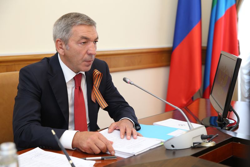 Под руководством Абдусамада Гамидова обсуждены вопросы развития торговли в Республике Дагестан